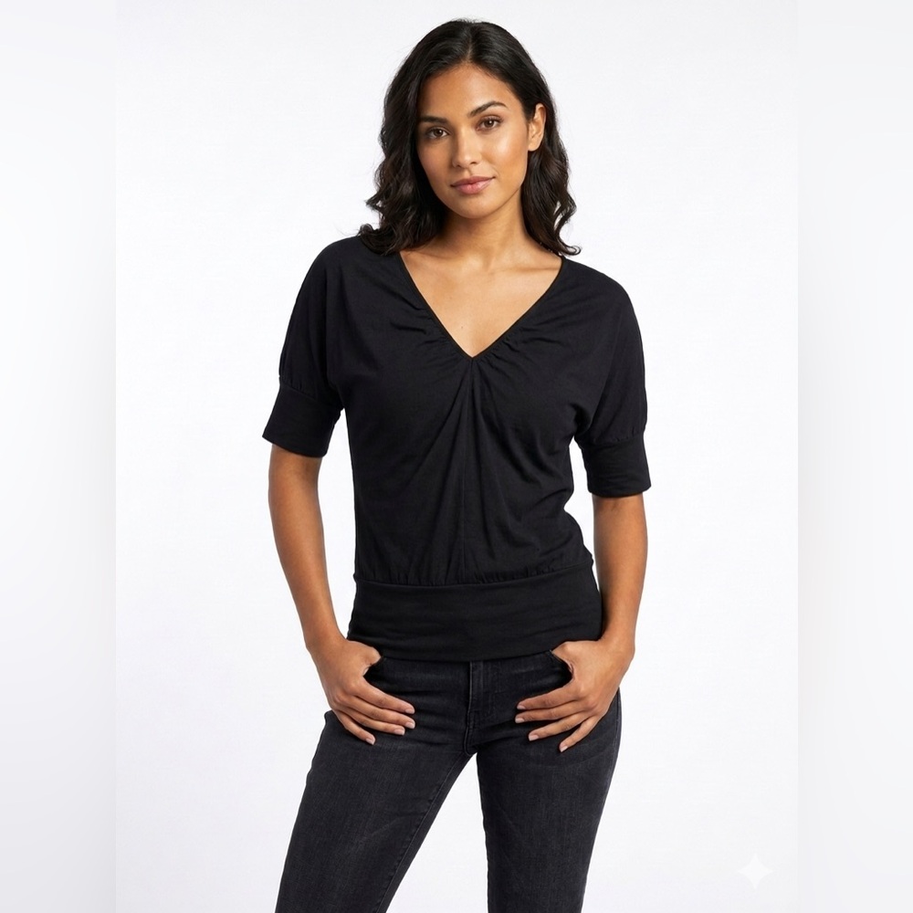 Majora | black shirt sleeve v-neck top | size S